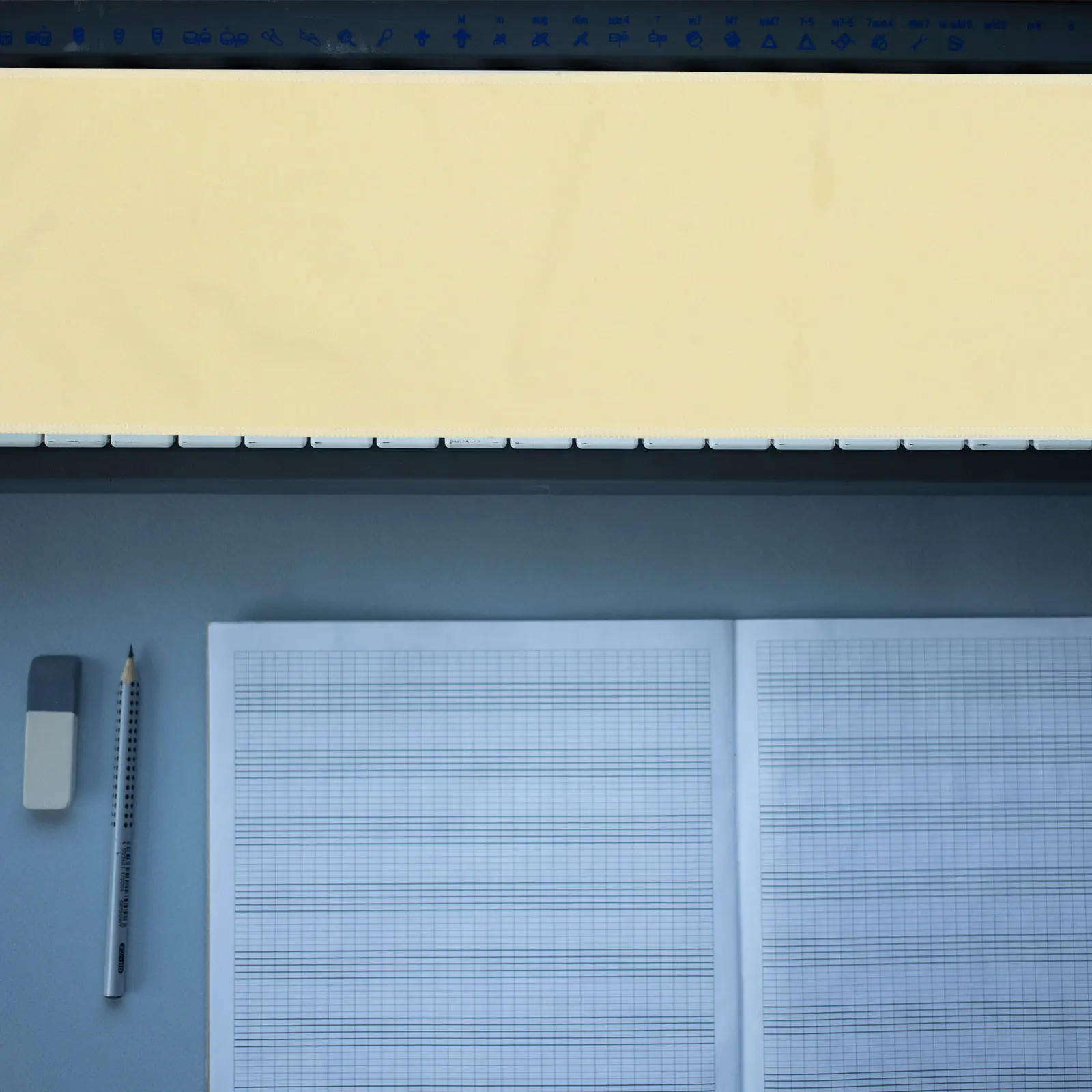 

Piano Keyboard Cloth Protective Dust Cover Lightweight Durable Decorative Shield Polyester Material Easy to Store Clean