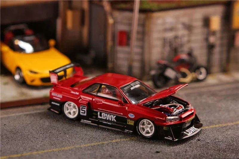 

Street Weapon 1:64 LBWK ER34 red open version limited 1000 Diecast Model Car