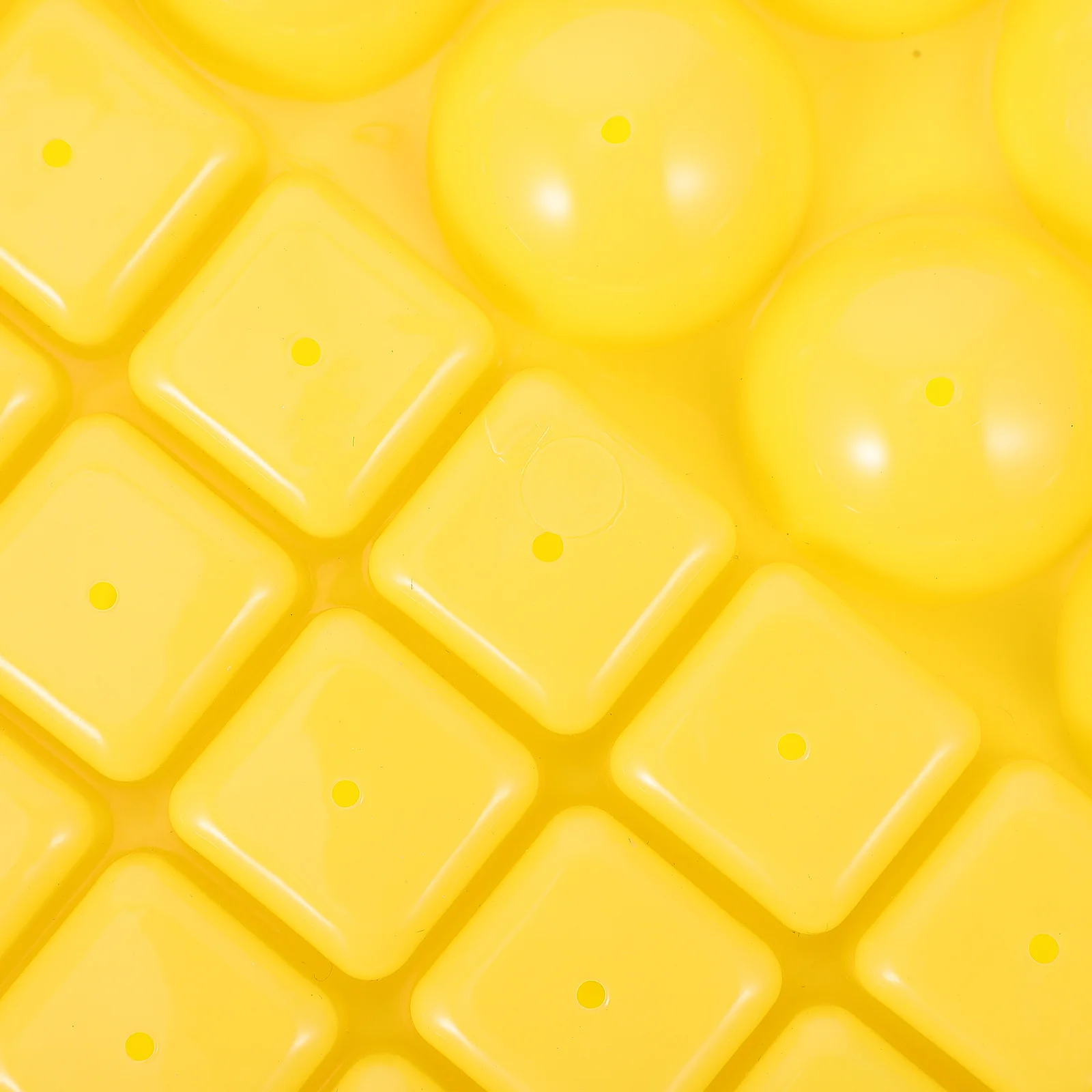 

Cube Reusable Mini Small Cube Trays Ice Tray For Whiskey Cocktail Diy Ice Making Freezer Kitchen Tool Summer Supply