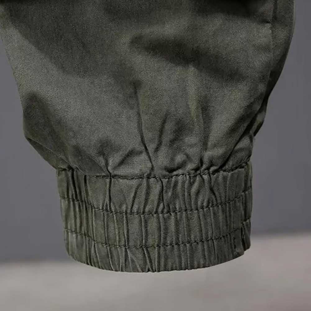 Celana Kargo Wanita dengan Banyak Saku Pinggang Elastis Tali Pergelangan Kaki Celana Panjang Luar Ruangan Pria Longgar Ukuran Besar untuk Perjalanan Berkemah dan Mendaki