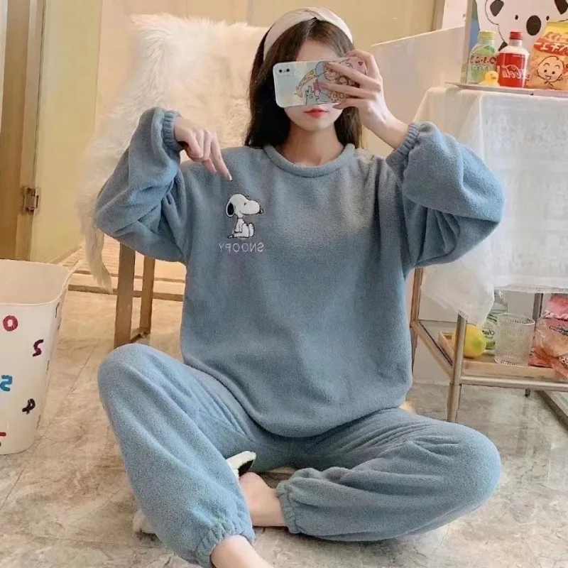 

Cartoon Warm Home Clothes Snoopy sleepwear Cute Flannel Pajamas Women Autumn Winter Round Neck Long Sleeve Pants