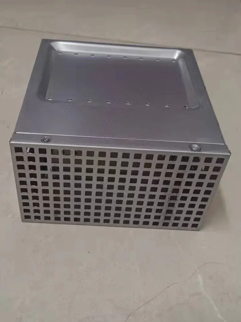 

Hard disk cage. Chassis 2 optical drive expansion 2.5-inch 8-bit bracket/box. Computer host built-in NAS storage box.