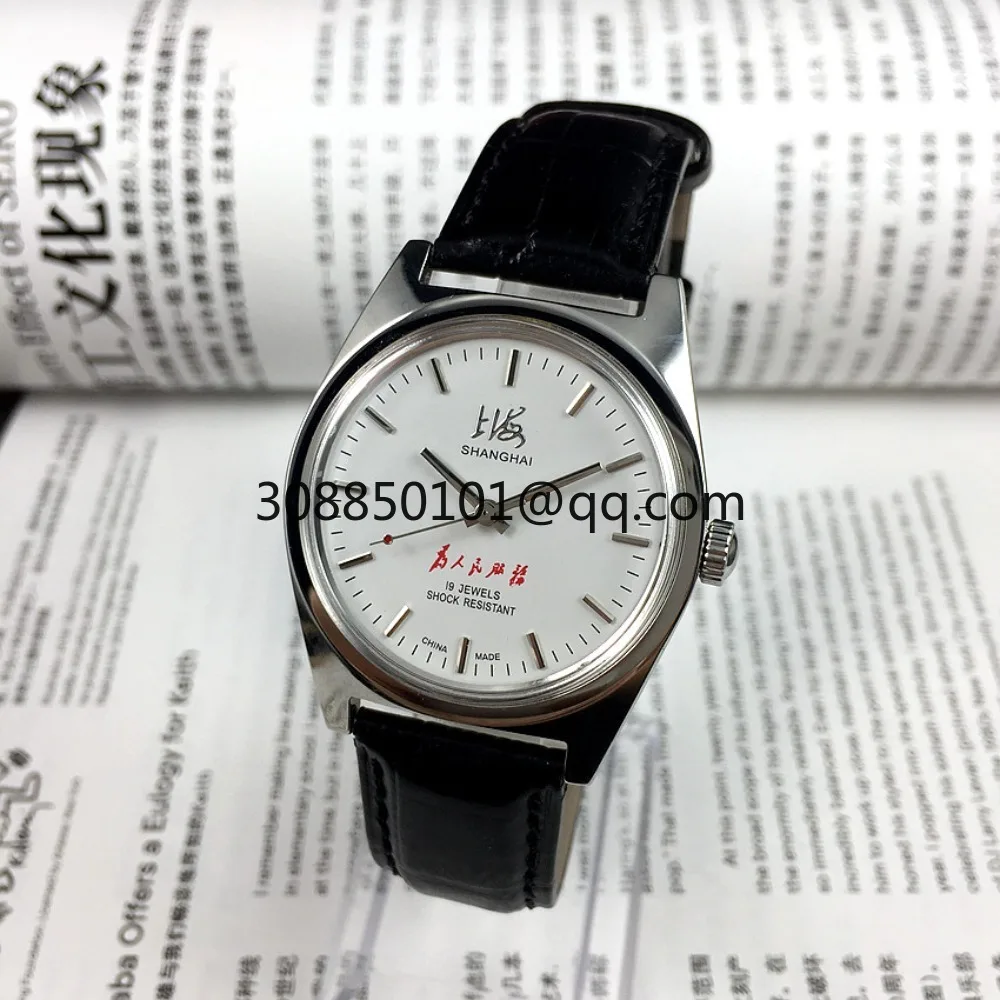 All steel manual mechanical men's watch with a diameter of 37mm