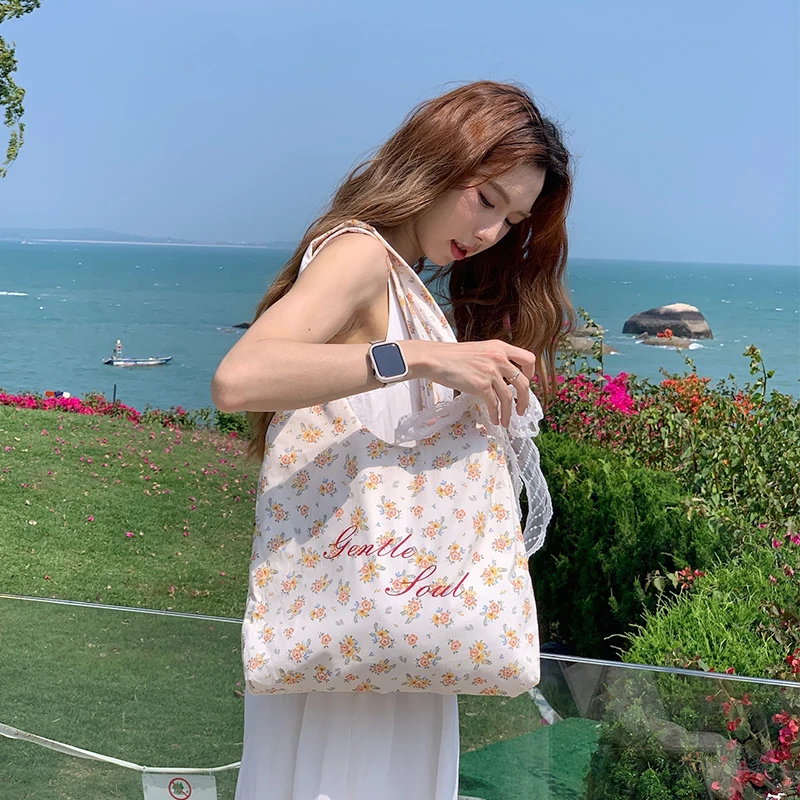 

New High-quality Cute Girls Backpack Women's Handbag Shoulder Bag Fashion Crossbody Bag Canvas Large Shopping Bag Women's Gift