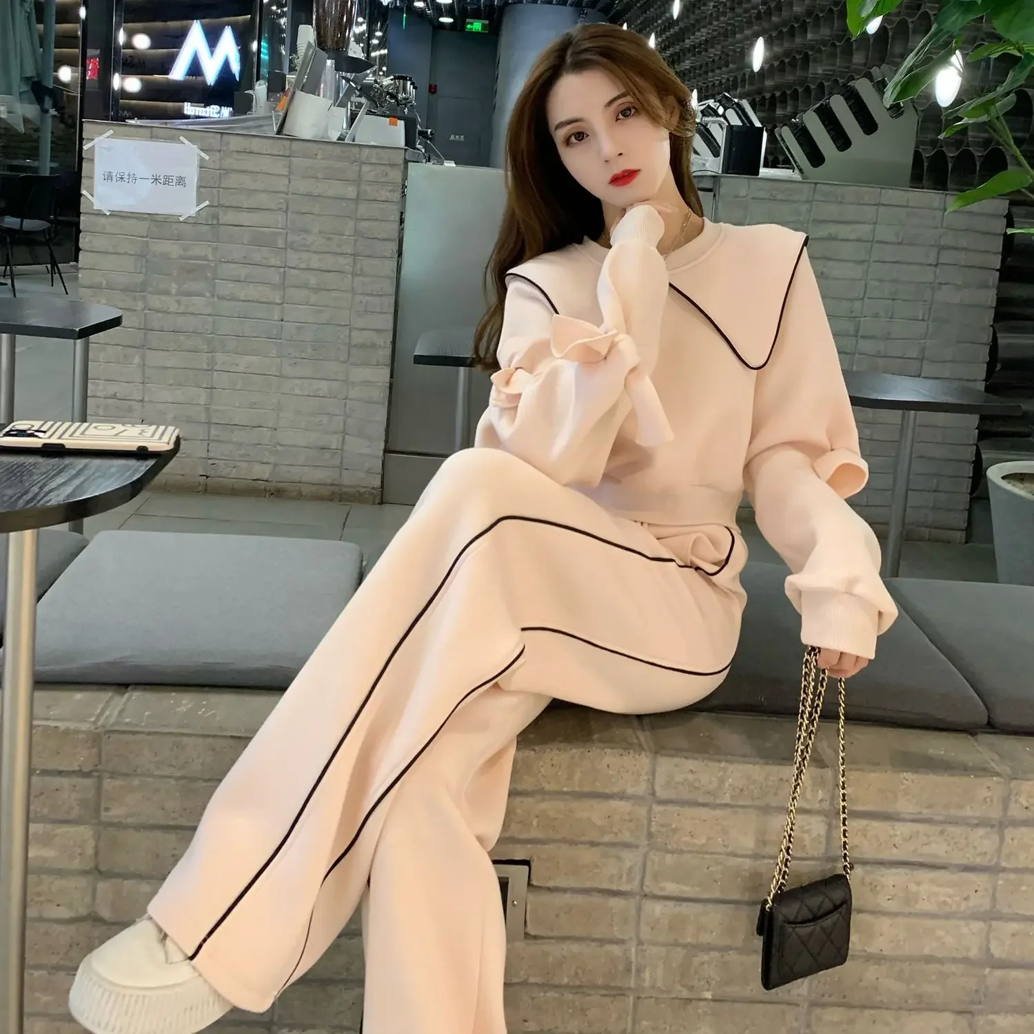 Casual Womens 2 Piece Outfit Set Loose Tracksuit Autumn New Lapel Collar Pullover and Lace-Up Wide-Leg Pants Suit Sportswear