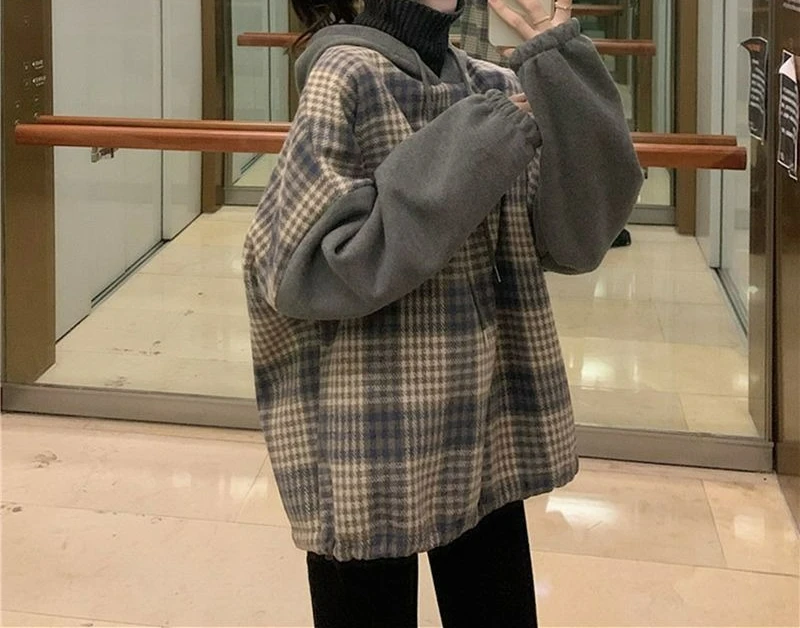 سترة شتوية منقوشة برقبة عالية لعام 2025 مكونة من قطعتين للنساء سترة علوية سميكة ومتعددة الاستخدامات مبطنة بالصوف