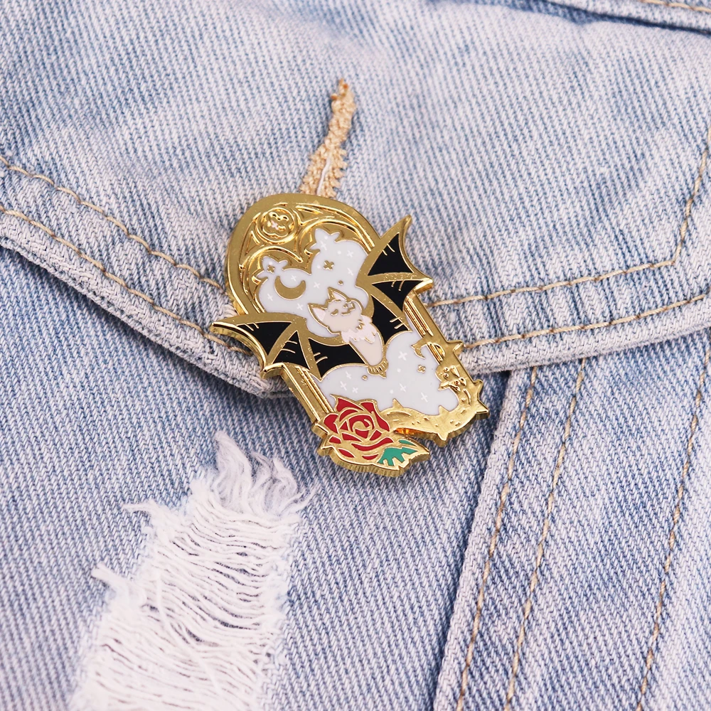 Halloween Cute Ghost Bat Animal Flower Brooch Enamel Pin Badge for Clothes Hat Backpacks Jackets Shirt Decoration