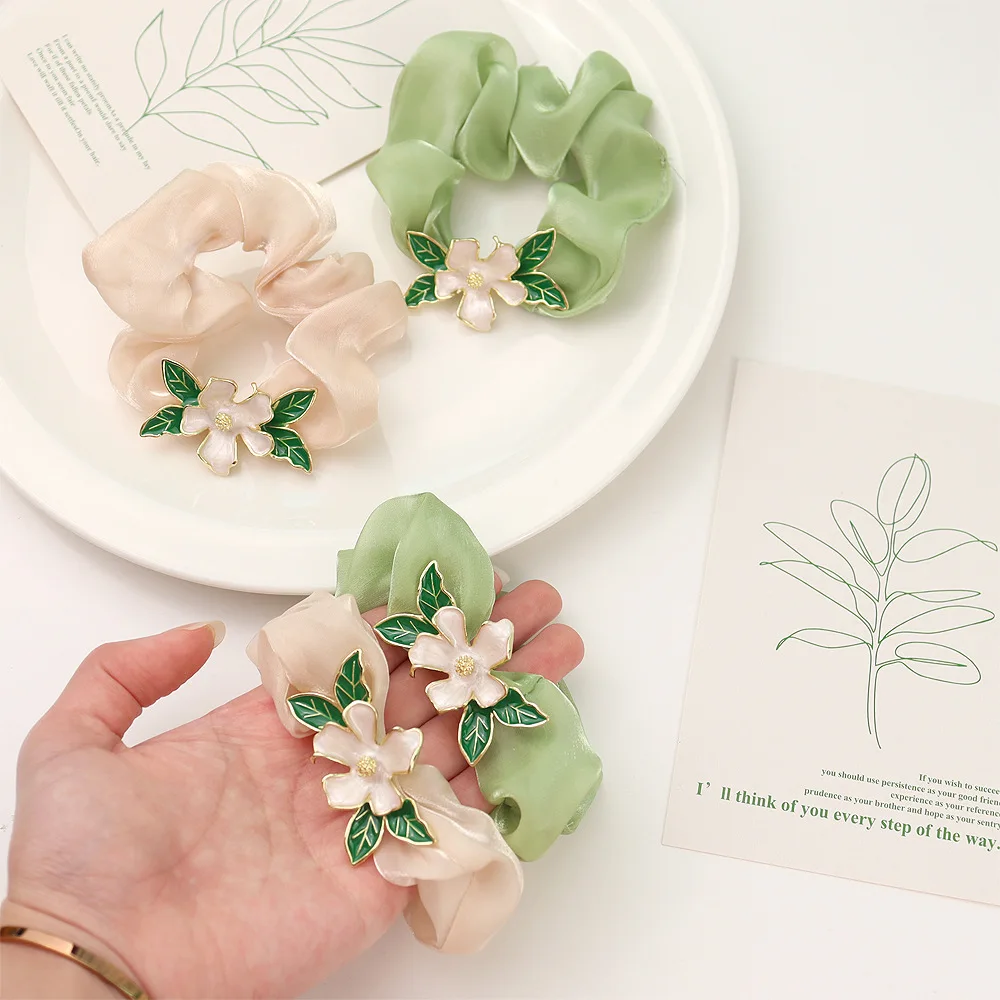 Sweet and Fresh Hair Ties with Gardenia Flower, Perfect for Women's Hair Accessories Gentle on Hair and Easy to Wear