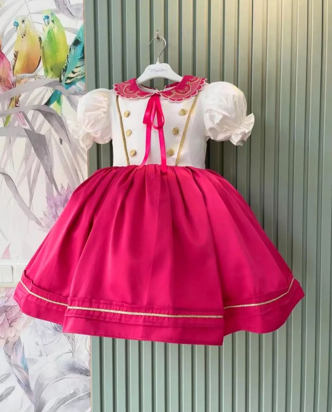 

Бело-розовое винтажное платье принцессы с вышивкой для маленьких девочек 0-12 лет для праздничной фотографии на день рождения B376