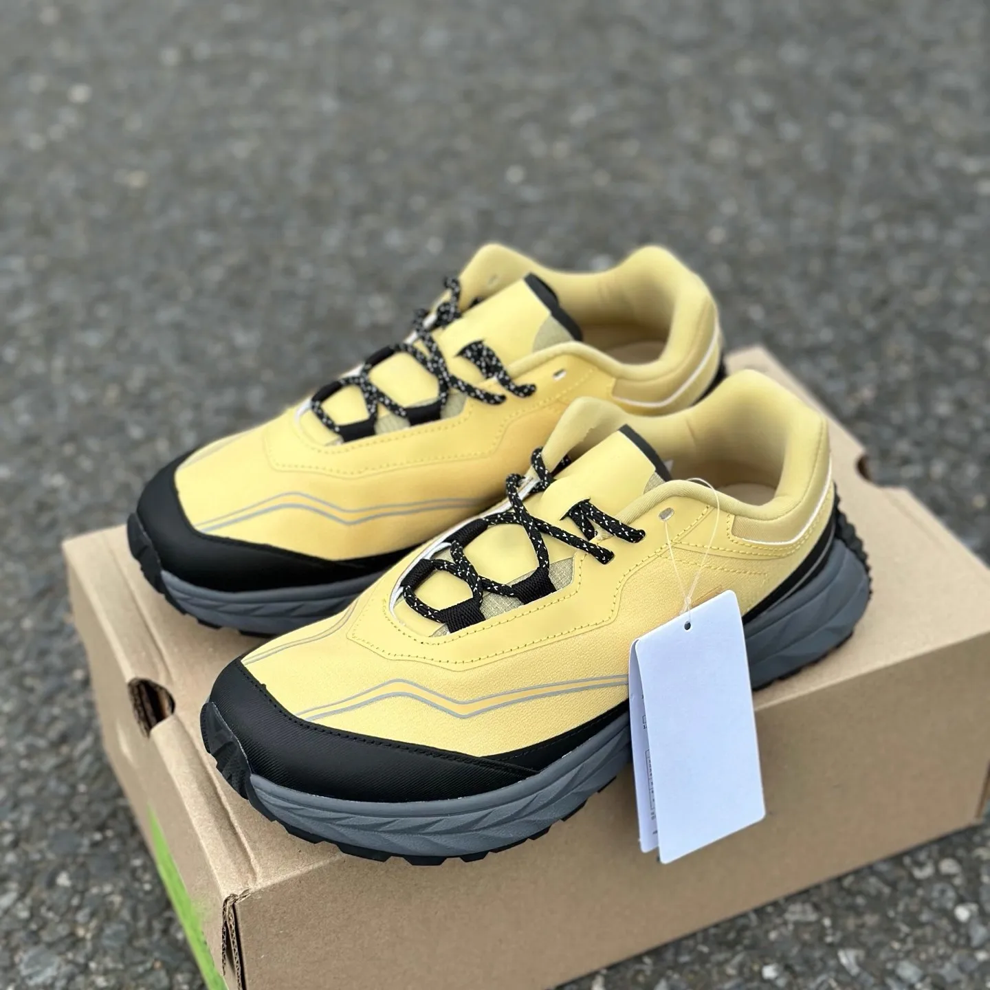 สินค้ามาใหม่ ฤดูหนาว 2025 รองเท้าเดินป่าคุณภาพสูง ขายดี ทนทาน ใส่ได้ทั้งชายและหญิง ระบายอากาศได้ดี ยอดเยี่ยม