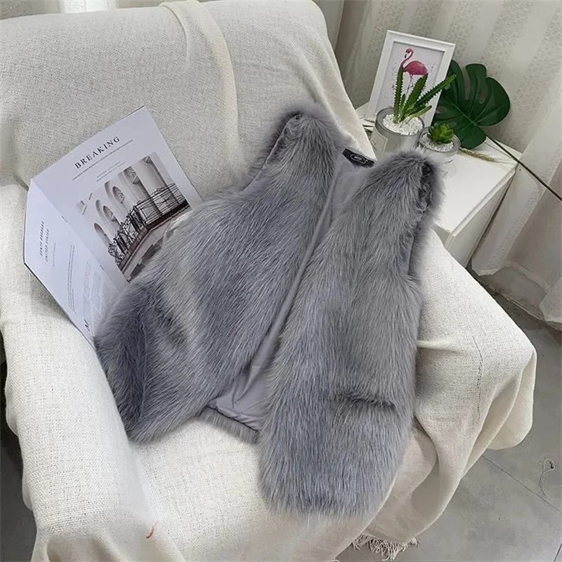 2023 New Autumn Winter Fashion Comfortable Versatile Women\'s Faux fur Vest Coat Leisure Loose Faux fur Female Tank Top Jacket