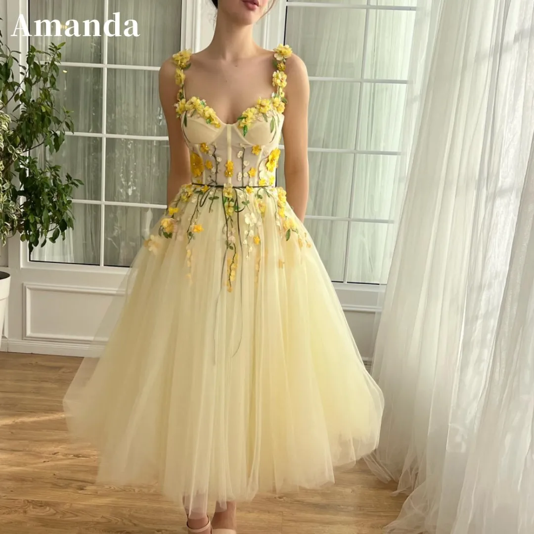 

Amanda Faint Yellow A-line Prom Dresses 3D Flower Lace Appliques Formal Occasion Knee-Length Elegant Sleeveless Valentines Day