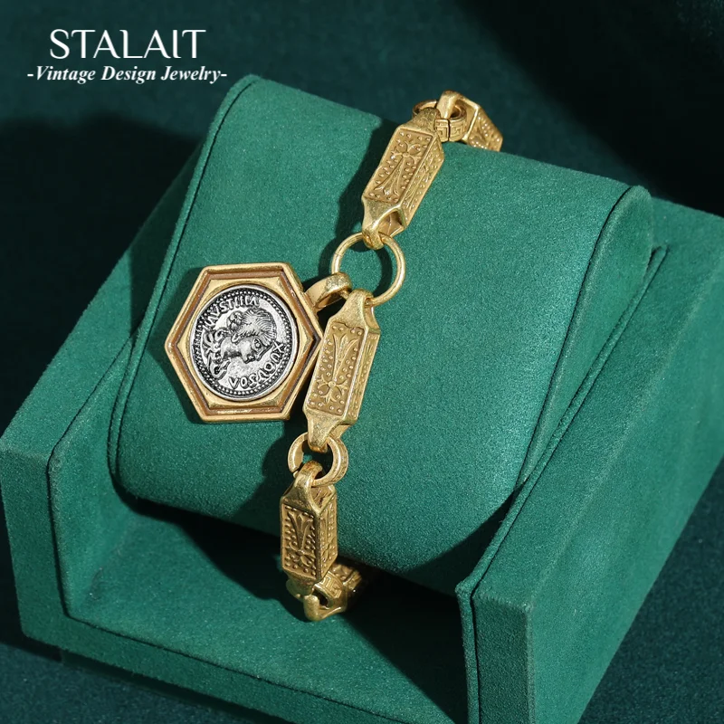 

Vintage Bamboo Chain Hexagonal Portrait Beauty Pendant Bracelet For Women Antique Gold Color Retro Accessories Gift 2025 New