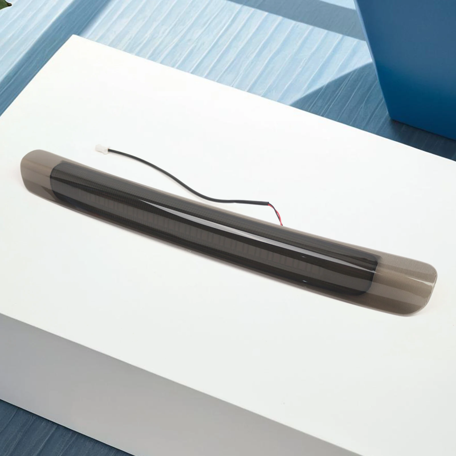 

Third Brake Light 81570-60060 High Mount Stop Light for Toyota Land Cruiser/for Lexus LX470 1998-2007