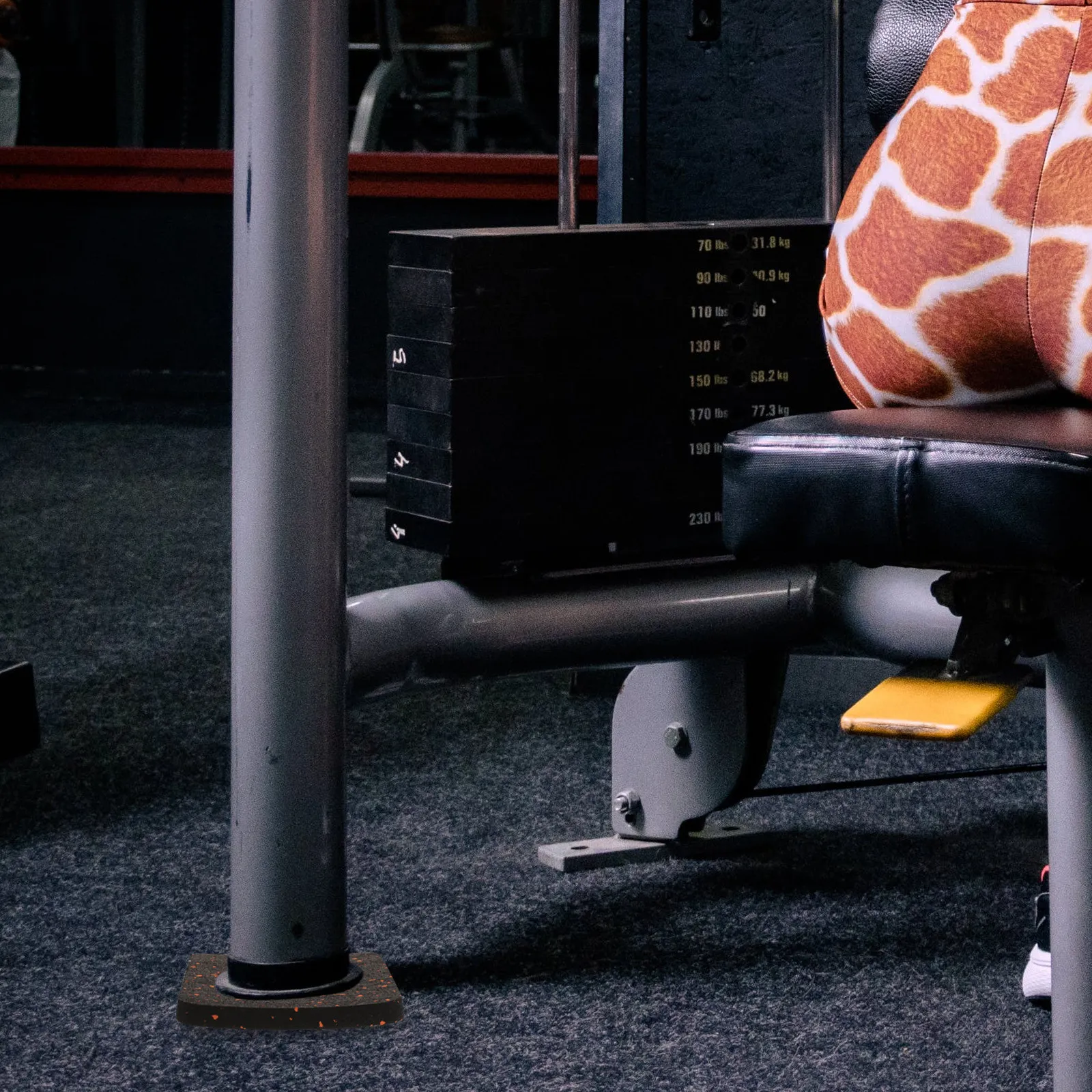 

Набор из 6 резиновых ковриков для беговой дорожки, ударопрочные, для твердых полов, разноцветные, для защиты пола в спортзале