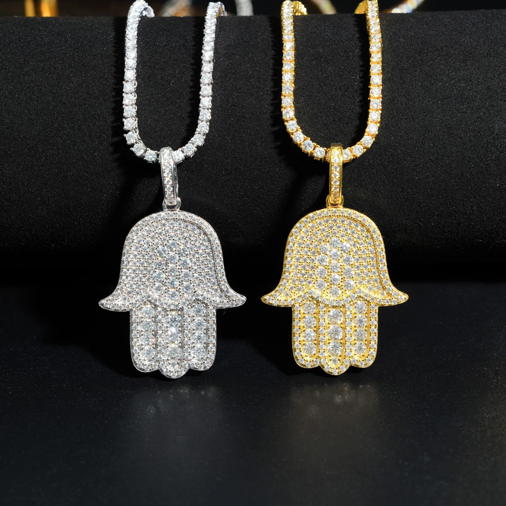 

Hiphop Iced Moissanite Diamond Hamsa Hand Pendant 925 Sterling Silver Fatima Good Luck Charm Pendant Plated 14K Gold Pass Tester