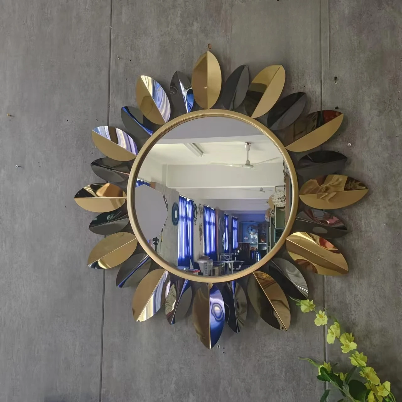 Factory Luxury Geometric Decorative Wall Mirror Art Design Style Wrought Iron Creative Decorative Mirror Dropshipping DDP