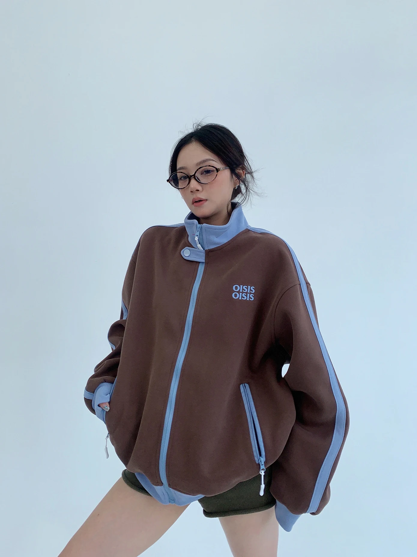 

Повседневная свободная куртка Oisis для женщин, осенняя, в американском стиле, однотонная, с воротником-стойкой, винтажная, спортивная, модная
