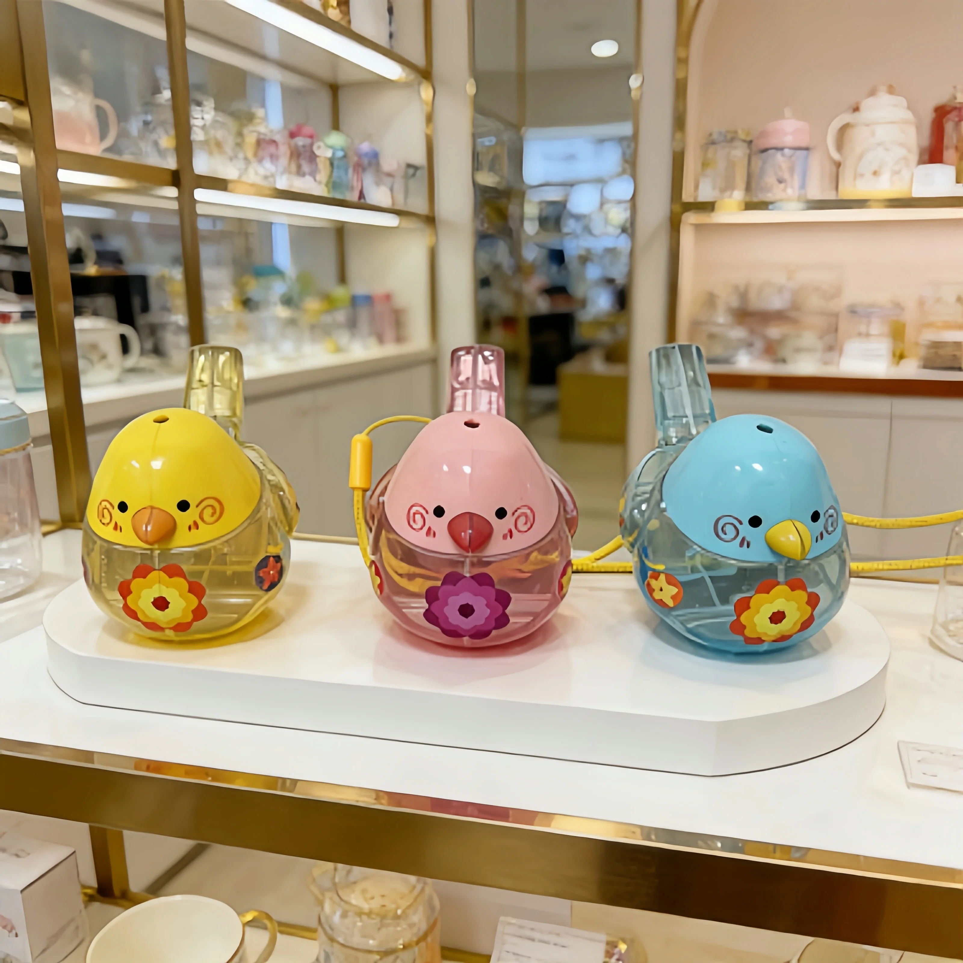 

Waterfowl whistle that changes its sound based on water level changes, suitable for children’s bath and outdoor water play toys.