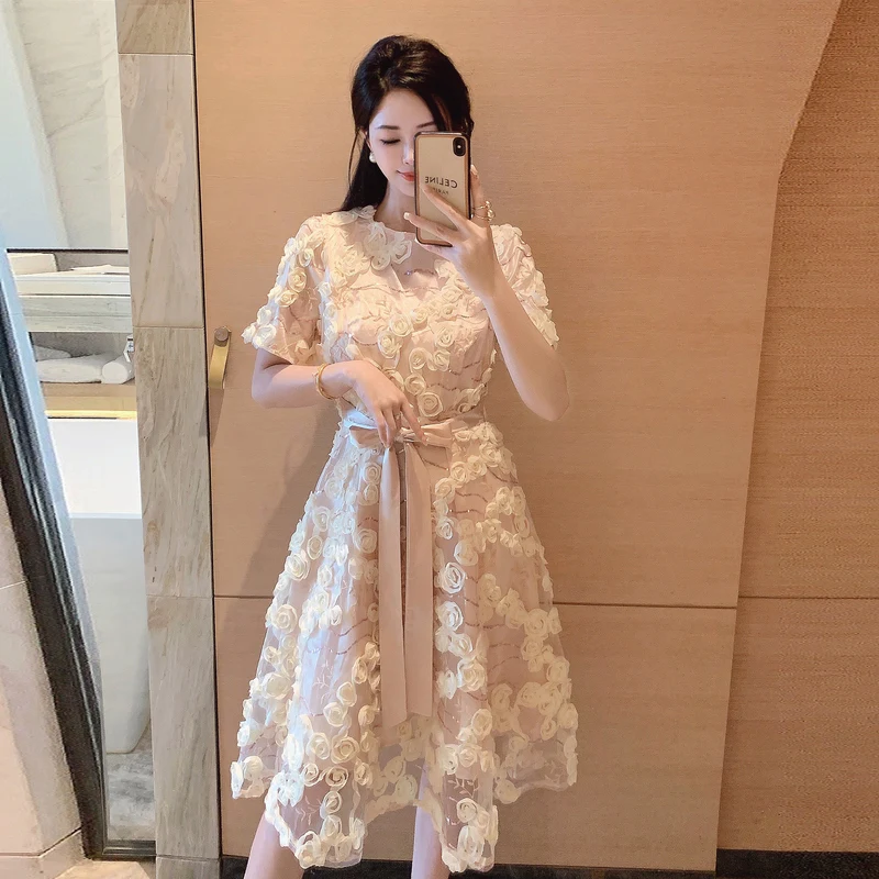 

Coigarsam Women's Dress Summer 2024 French Style Belt Short Sleeve Floral Gauze Zipper O-Neck Sequins Apricot Dresses