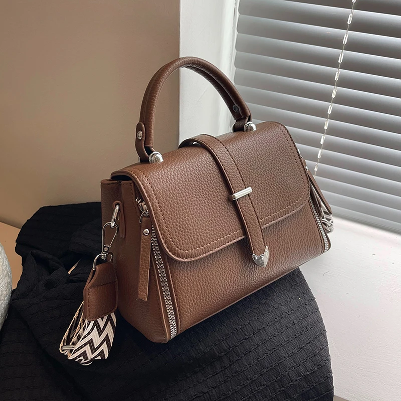 HISUELY mała prosta torba na ramię z krótkim uchwytem dla kobiet 2024 koreańskie modne torebki damskie jednokolorowe torby Crossbody w stylu vintage