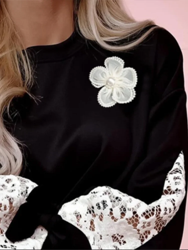 Autumn Splicing Lace Flare Long Sleeve Three Dimensional Flower Lace Up T-shirt High Street Daily Fashion Elegant Women\'s Top