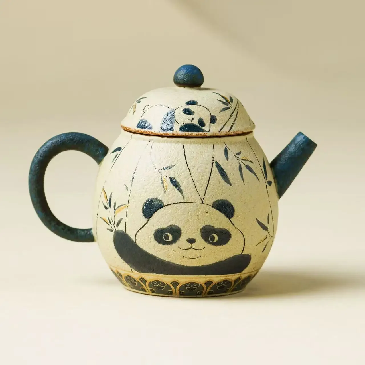 120ML Blue and White Flint Red Ceramic Teapot Chinese Panda Bamboo Tea Kettle with Filter Gentian Pot Tea Set Office Decoration