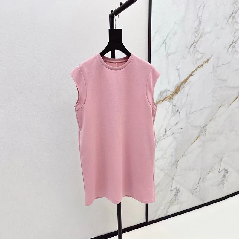 

A casual and versatile sleeveless dress for women in summer, a loose and slimming solid-color mid-length T-shirt and vest dress