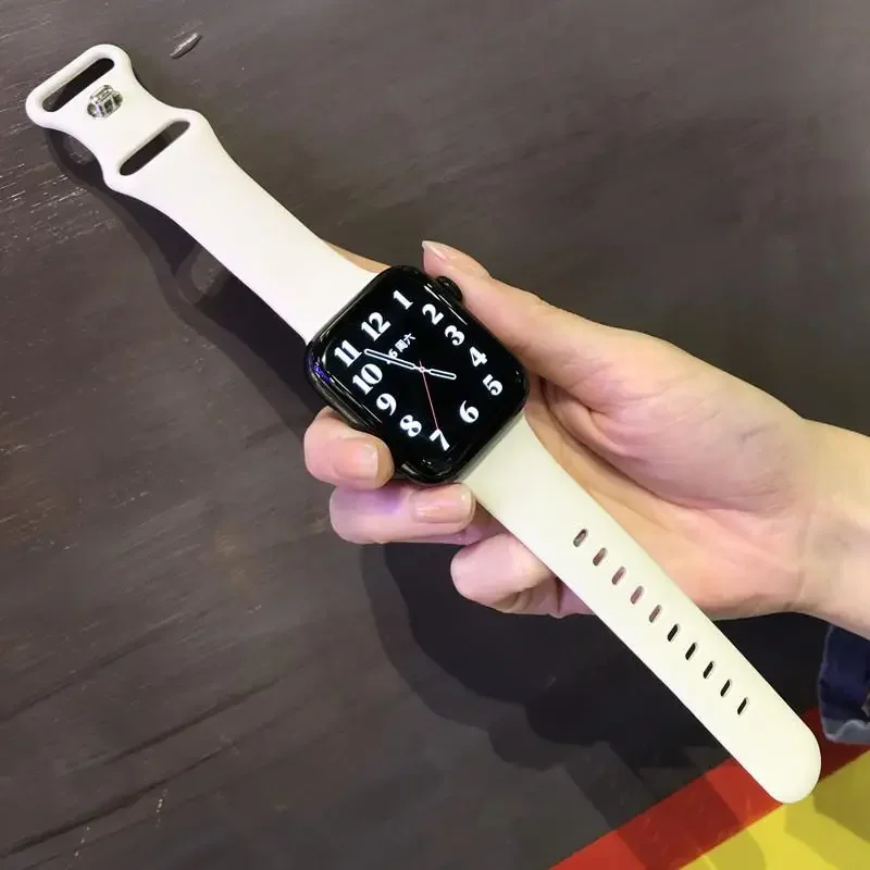 Silicone Strap for lwatch Apple Watch Ultra 2 49mm 10 9 8 7 42mm 45mm 44 40 Soft Replacement Rubber Band 6 5 38-41mm Accessories