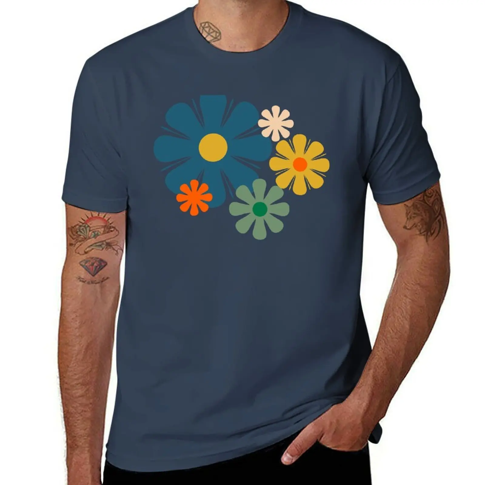 

Flower Locus Retro Minimalist Floral Pattern Blue Orange Green Yellow T-Shirt Casual Loose Fit Short Sleeve T-Shirt
