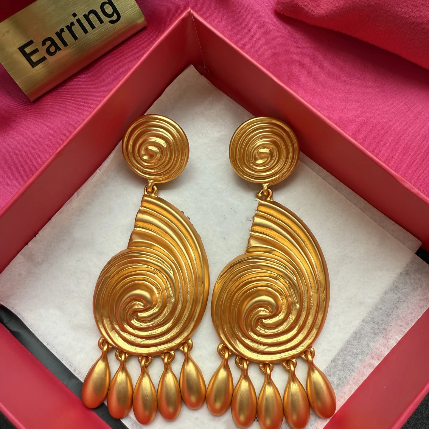 Fashion Gold Plated Brass Shell Shaped Top Quality Luxury Earrings Women Europe America Designer Accessories