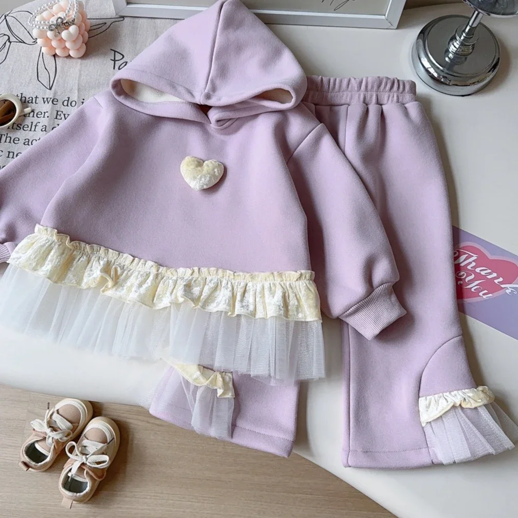 

Костюм для девочек 2025: Новинка осенне-зимней коллекции, детская одежда в корейском стиле, утепленная толстовка с капюшоном и кружевные брюки, комплект из двух предметов