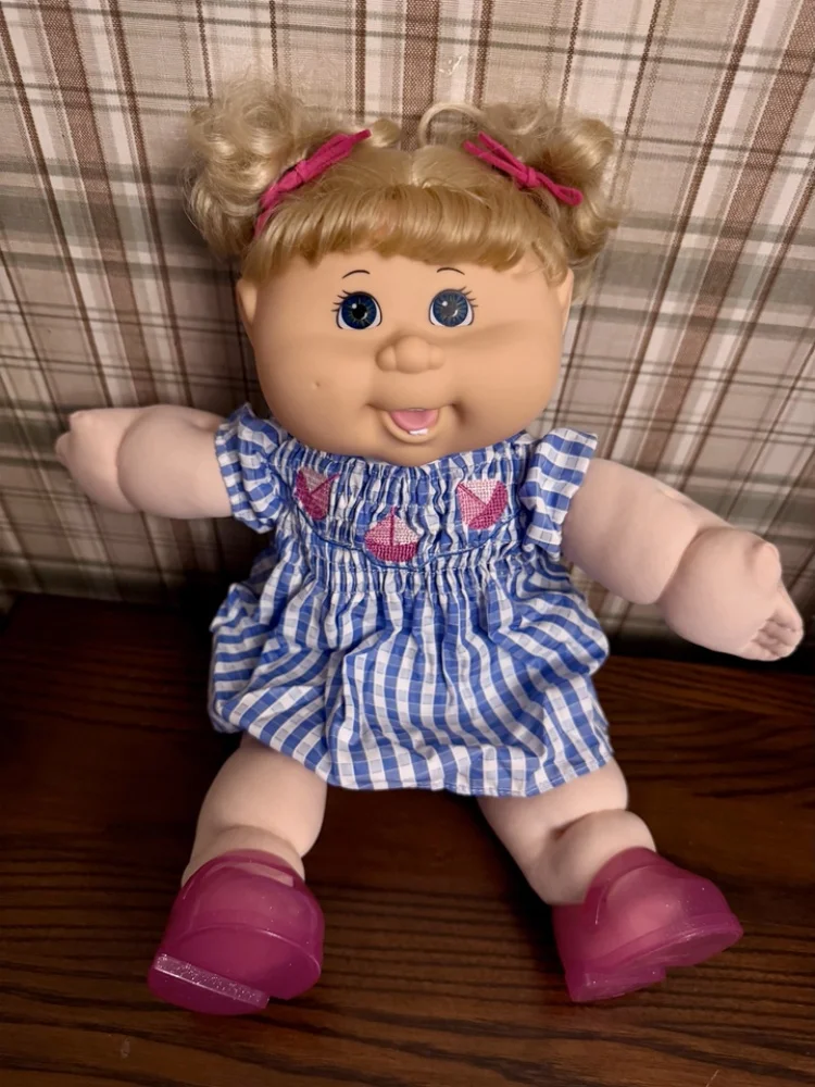 متوفر النسخة الأصلية من السلع السائبة دمية الملفوف Kawaii لوازم بقعة قليلة هدايا عيد ميلاد جيدة هناك العديد من الأنماط المختلفة