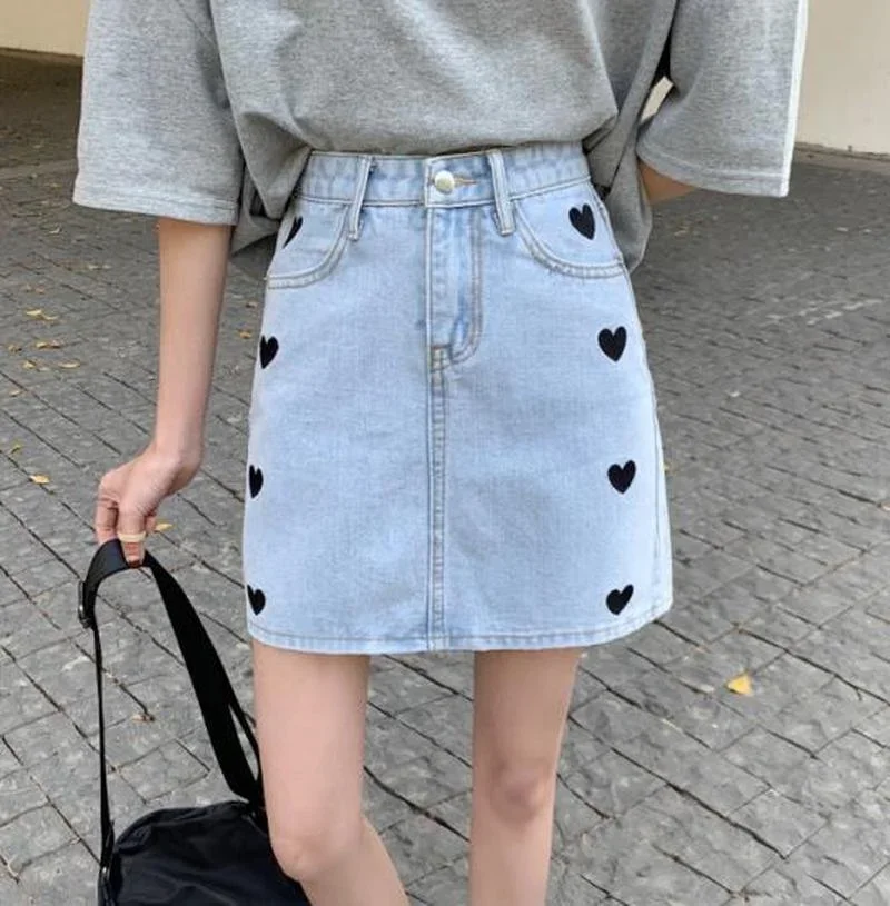 

Women Harajuku Preppy Style Love Embroidery Y2k Mini Skirts Korean Fashion High Waist Denim Skirt Cute Sweet Kawaii Saia Faldas