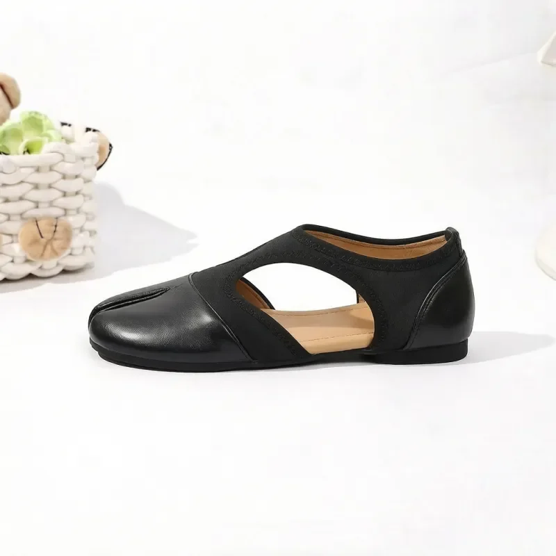 Ballerines Tabi élégantes pour femmes, chaussures plates chic à bout fendu, ajourées, à enfiler, tendance, pour l'été, confortables