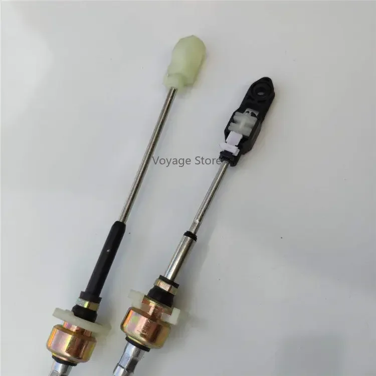 23968490   Shift Cable Shift Cable ใหม่เกียร์ตัวเลือกสาย Shift Cable การผลิต Fit สําหรับ Wuling Baojun 7301.5 T/1.5L