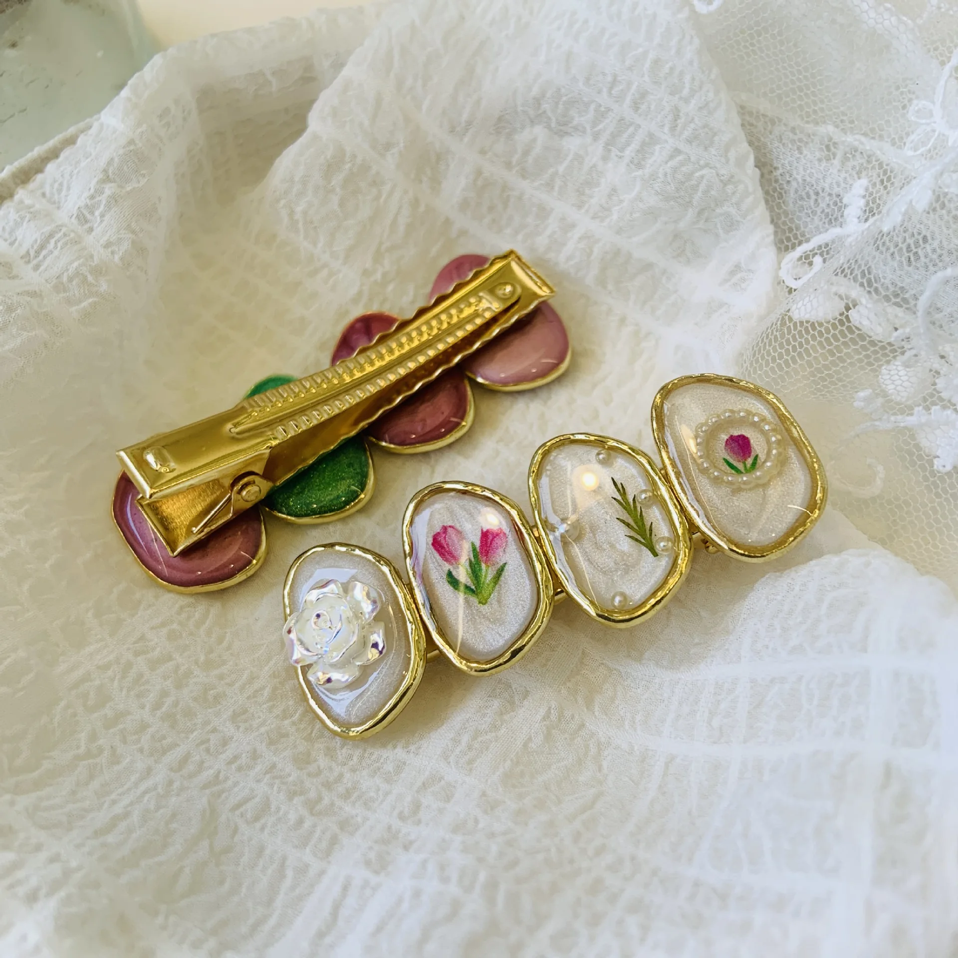 New Vintage Retro Fashionable Floral Flower Barrettes For Women Girls Sweet Duckbill Hairpin