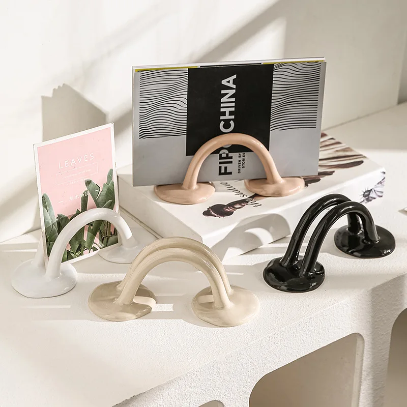 

Multi Functional Ceramic Accessories, Books, Photos, Calendar Cards, Desk Decorations, Multifunctional Storage Racks