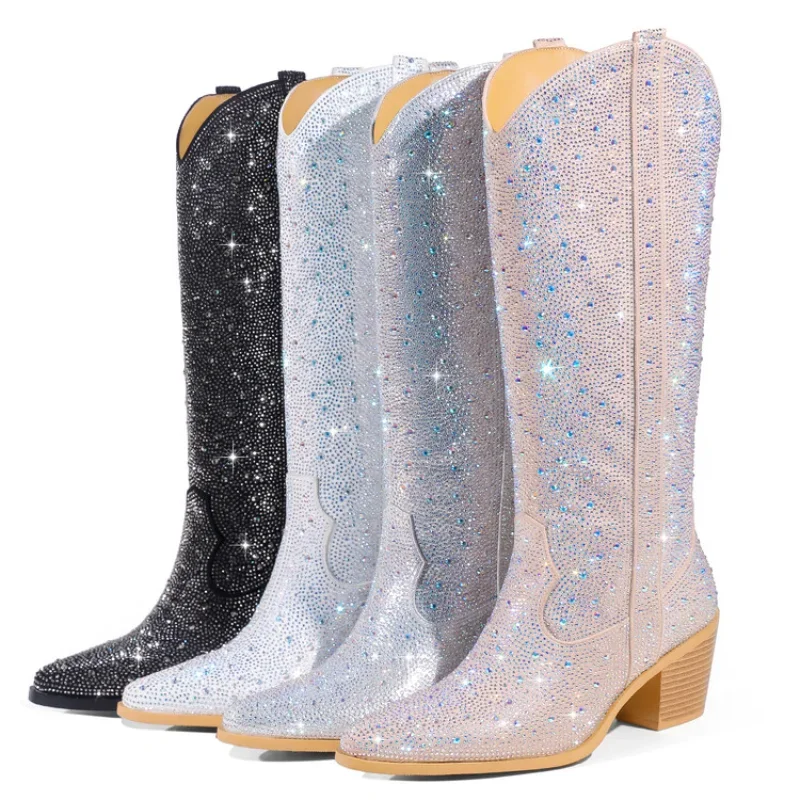 2023 Embroidered Rivet Knee Boots 44 Rhinestone Pointy Women Boots Leather Car Stitching Chelsea Boot Fashion Show Shiny Boots