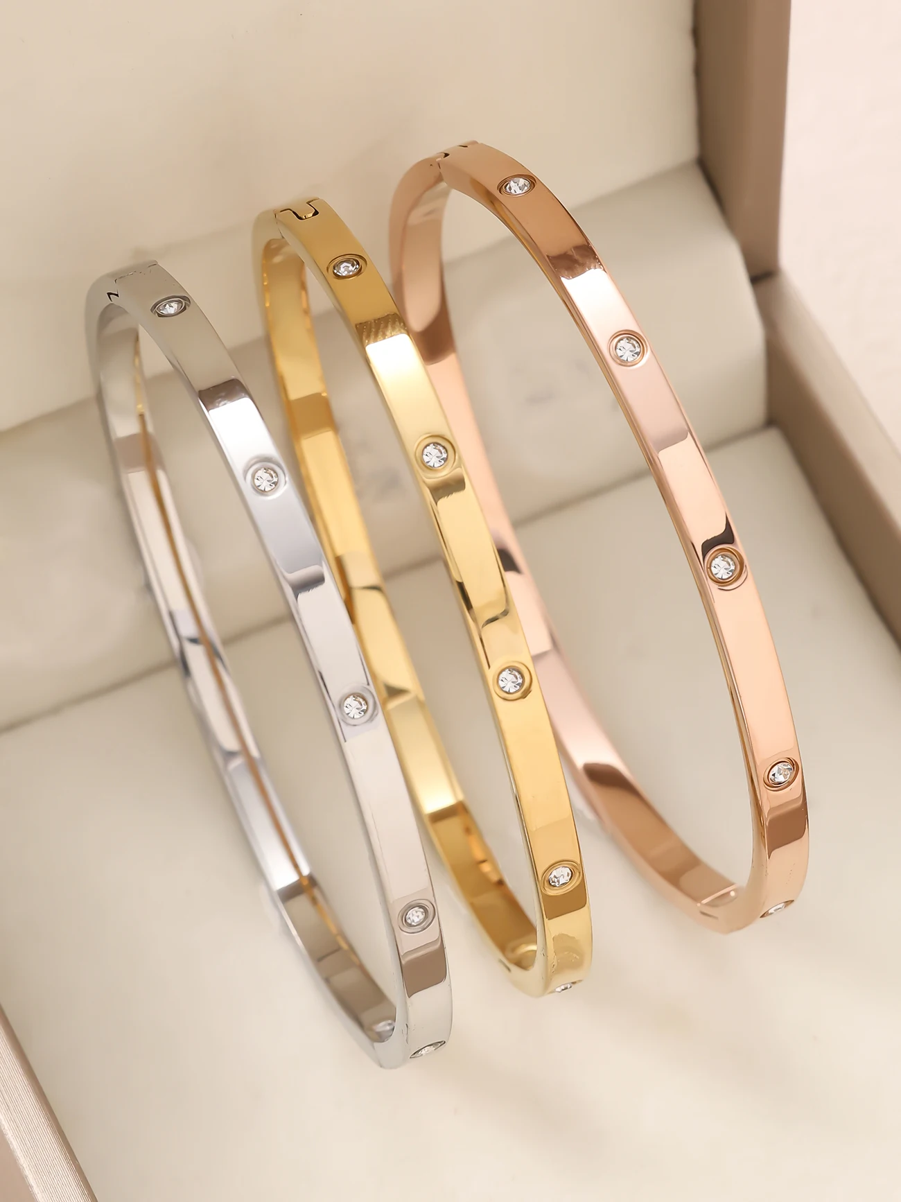 1pieces/set women's wedding jewelry party holiday Valentine's Day gift stainless steel bracelet plated with 18K gold bracelet