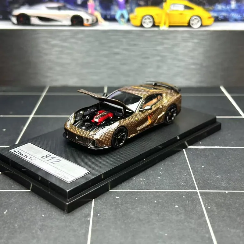 

В наличии: литая под давлением модель автомобиля из сплава Novitec 1:64 812, игрушка для мальчиков, коллекционный дисплей для взрослых.