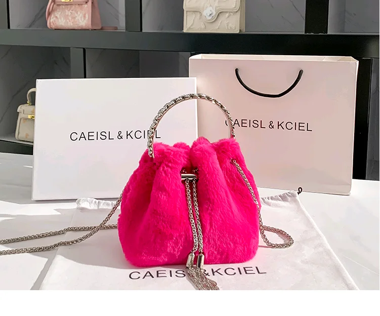 

Luxury Winter Faux Fur Pink Bucket Bag Shiny Tassel Evening Bag Dinner Party Clutch Purse Women Handbag Shoulder Chain Bag