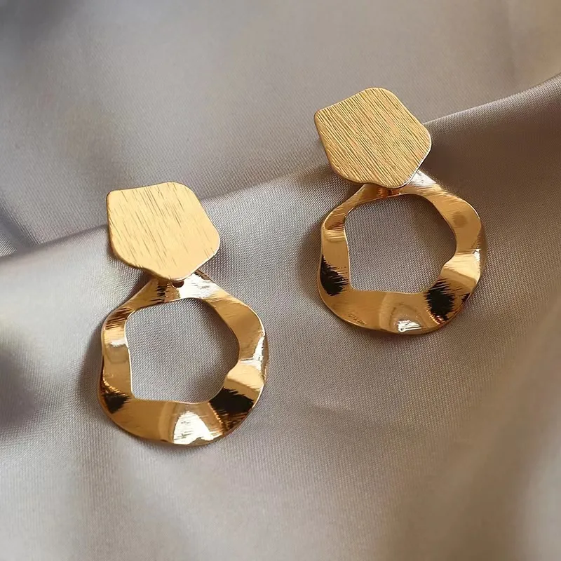 Korean Minimalist Metal Round Drop Earrings for Women Retro Personalized Draw Irregular Geometry Ear Jewelry Trend Accessories