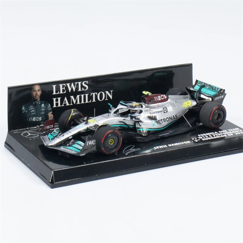 MINICHAMPS 1:43 2022 F1 MB PETRONAS W13 E PERFORMANCE HUNGARIAN GP Resin Model Car