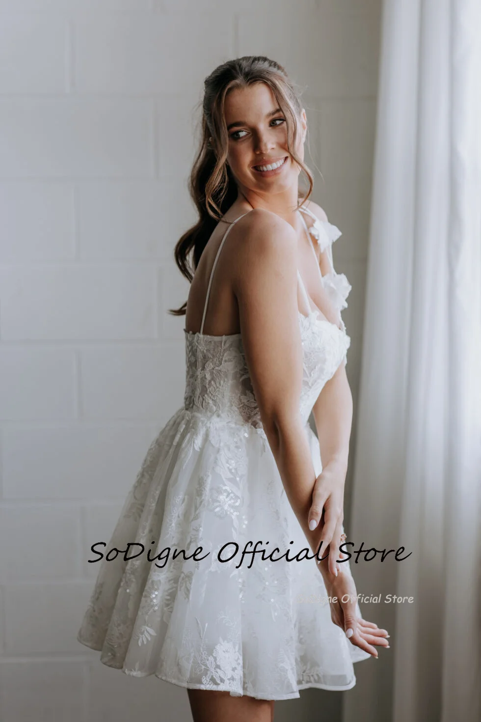 SoDigne Abiti da sposa con applicazioni corte A-line Sweetheart senza maniche in tulle Abito da sposa Beach Mini abito da sposa 2025 personalizzato