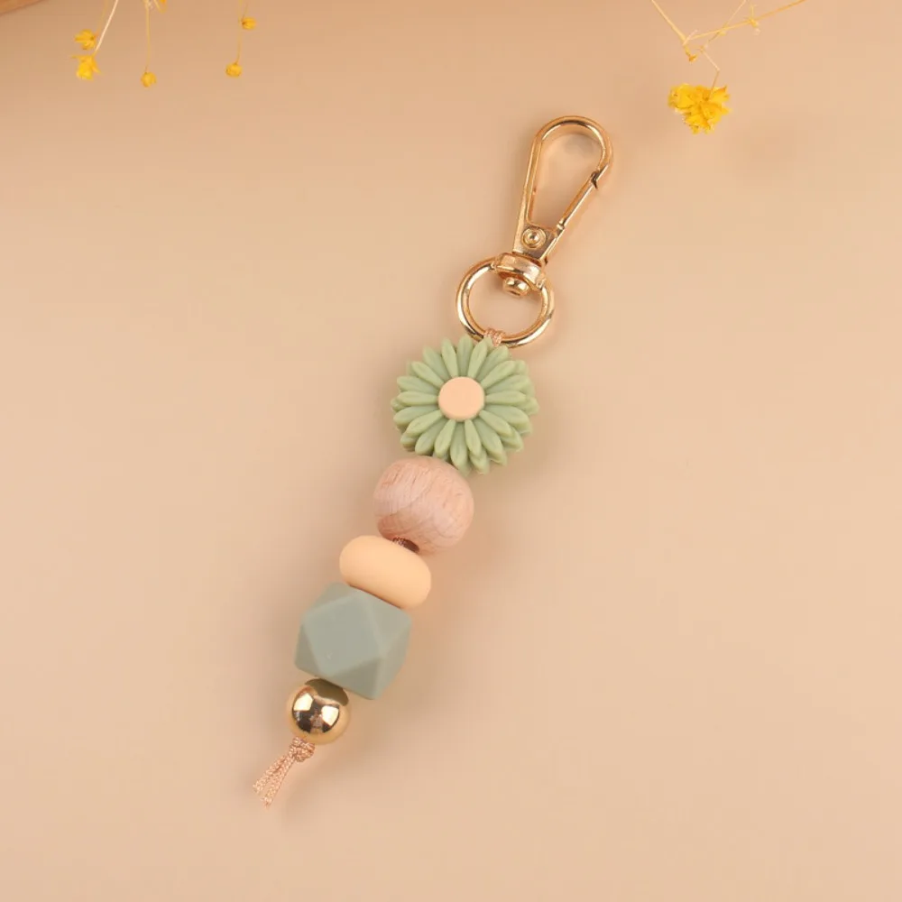 Silicone Daisy Beaded Keychain Durable Multipurpose Handmade Bag Pendant Creative Wood Beads Key Chains Bag