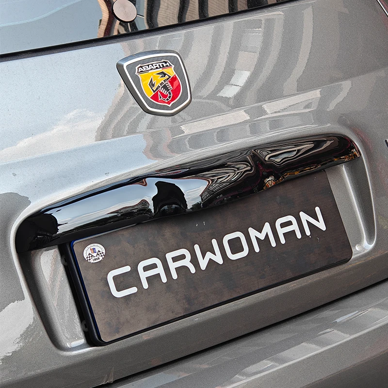 Brand New ABS Material Racing Style Boot Tailgate Door Handle And Front Logo Badge Grill Strip Cover For Abarth 595 695 1 Pieces