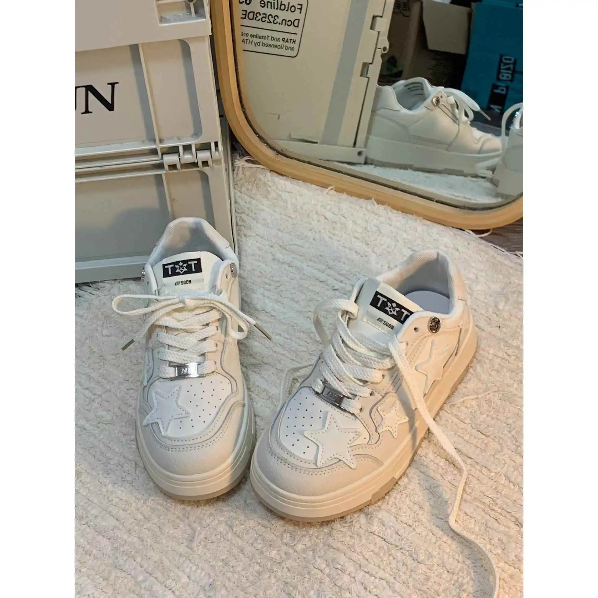 chaussures-de-sport-polyvalentes-parfaites-pour-toutes-les-occasions-obtenez-les-maintenant-chaussures-confortables-et-durables-pour-la-maison-et-la-vie-quotidienne