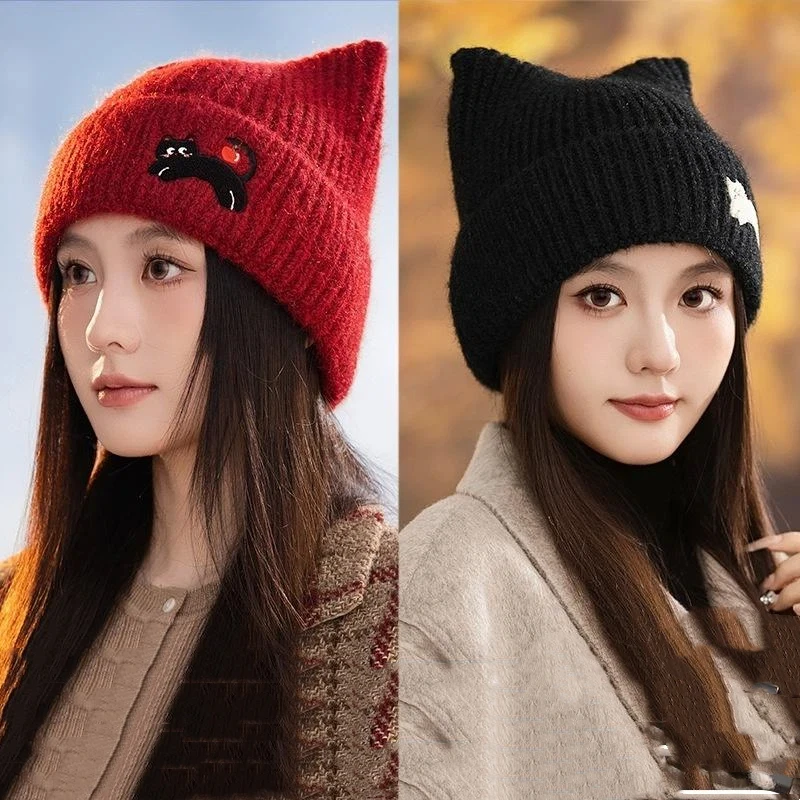 قبعة شتوية دافئة من القطيفة على شكل أذن القطة على شكل جمجمة للنساء على الطراز الكوري قبعة بلوفر ثلج حراري للاستخدام الخارجي للفتيات
