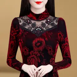 2022 Autumn and Winter Women's New Fashion Slim Fit Lace Top with Plush Bottom for Comfortable and Versatile Warm Small Shirt